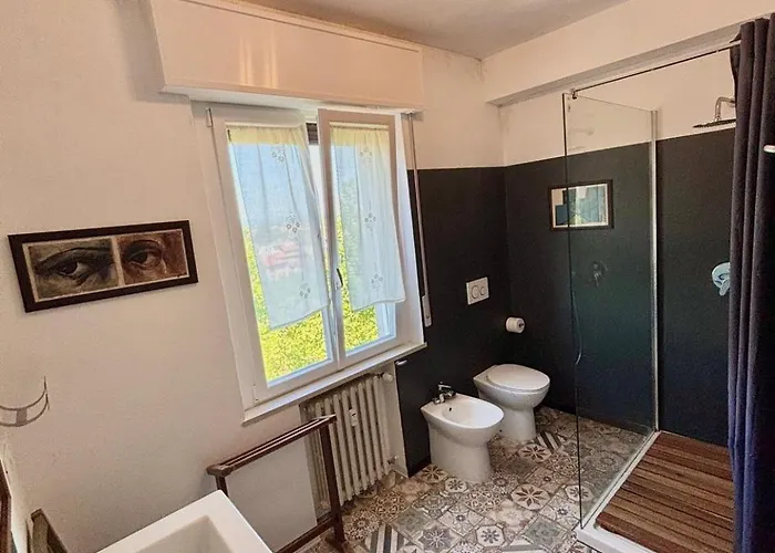 L'ultimo Piano לינה וארוחת בוקר פורלי