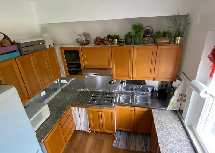 L'ultimo Piano לינה וארוחת בוקר פורלי